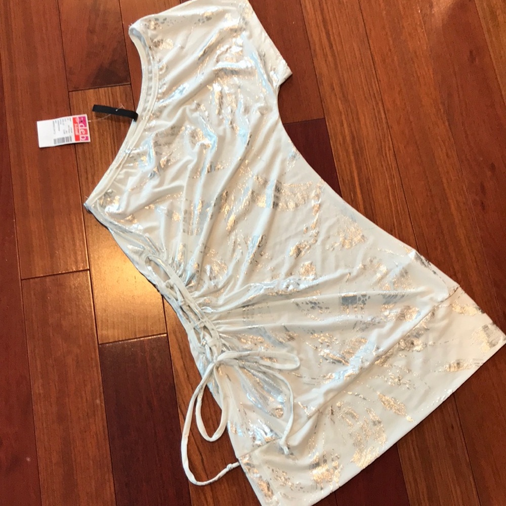 New with tags one shoulder silver and white top